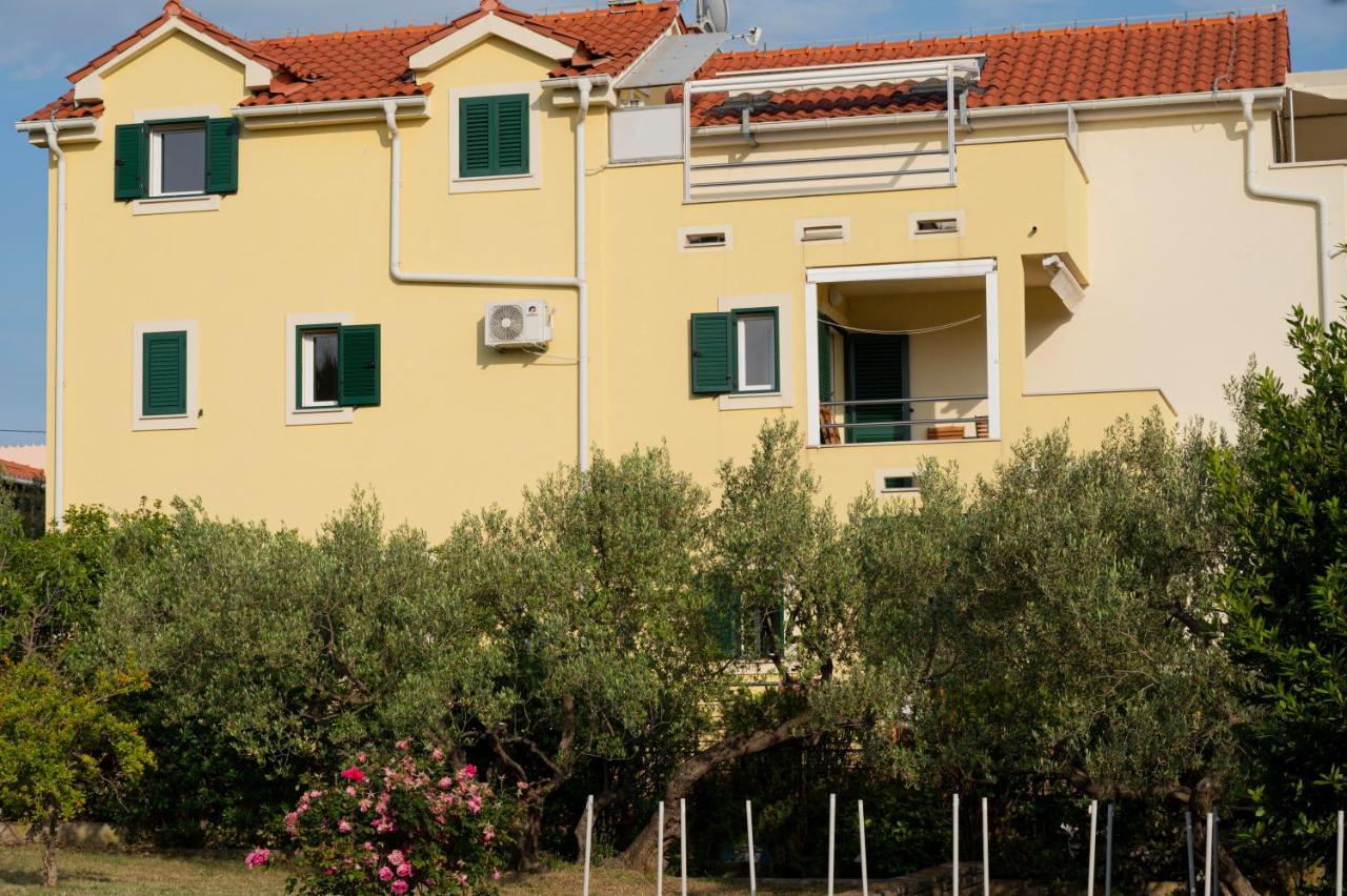 Beach Apartments Marijana Vodice Esterno foto