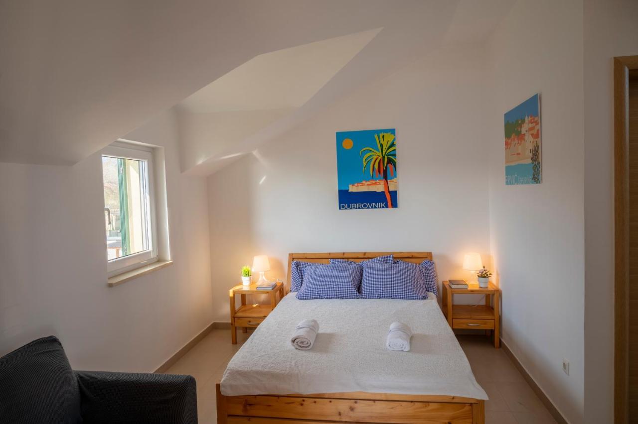 Beach Apartments Marijana Vodice Esterno foto